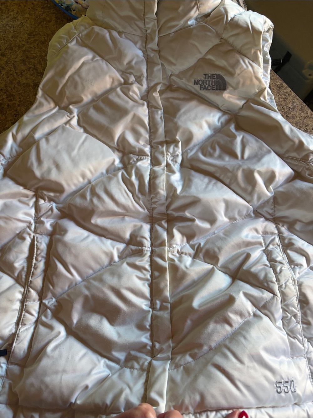 The North Face Women's White Quilted 550 Packable Puffer Vest